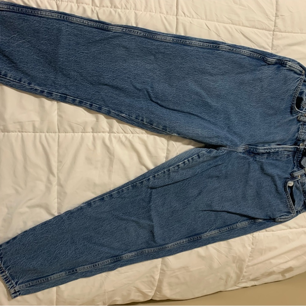 Arizona Jean Company Light Blue Denim Jeans - Picture 2 of 4